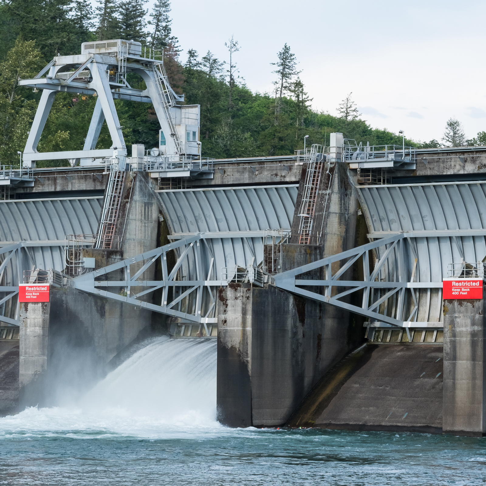 Oregon's Cheap Hydropower Attracts a Swarm of Bitcoin Miners