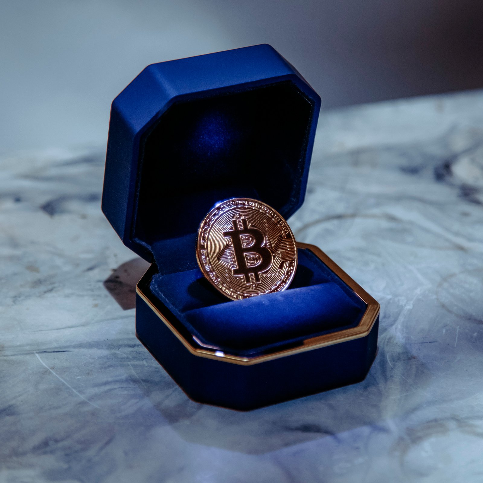 Gifting Bitcoin Is One Way a Person Can Avoid Paying Crypto-Taxes