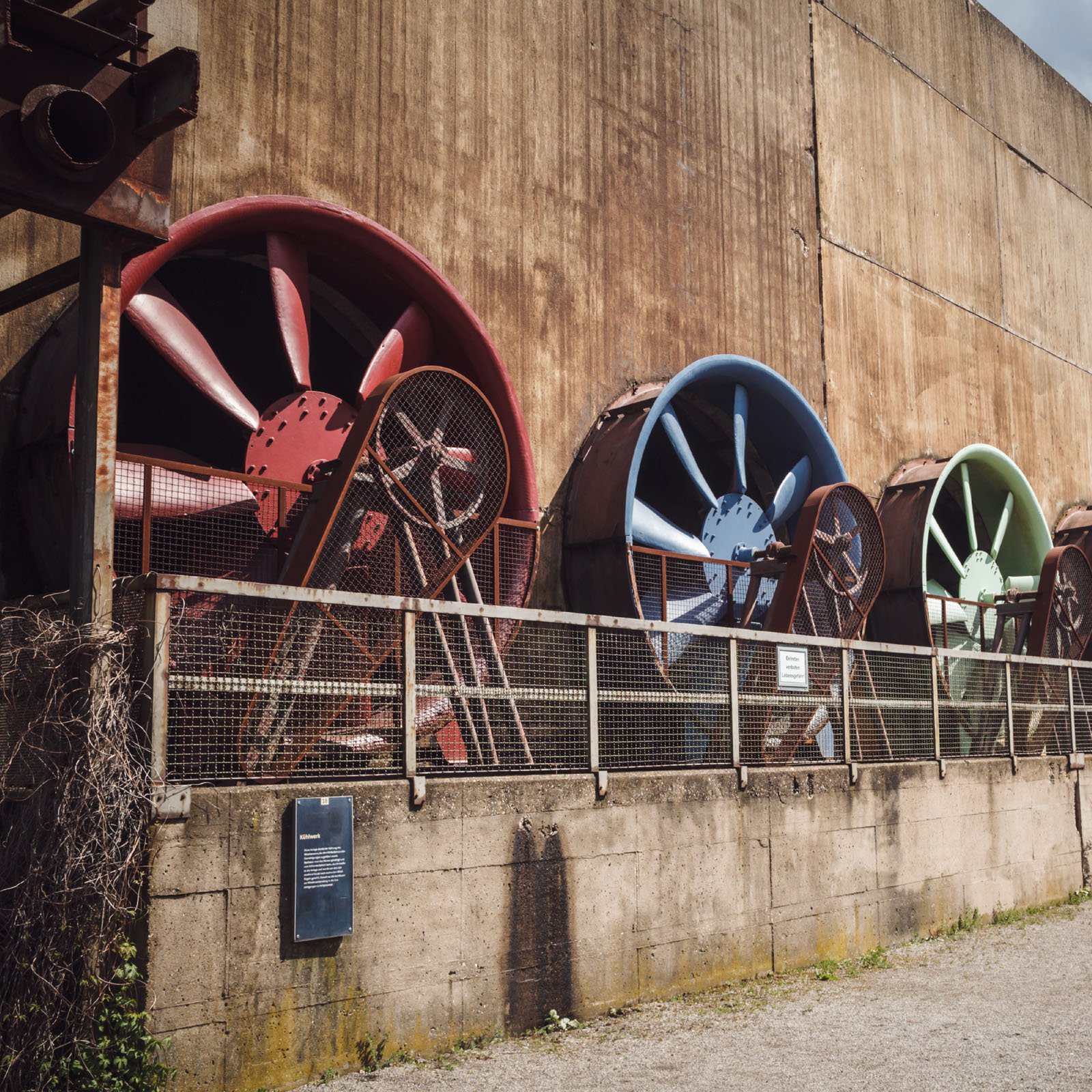 Large Mining Farm Discovered in Abandoned Russian Factory