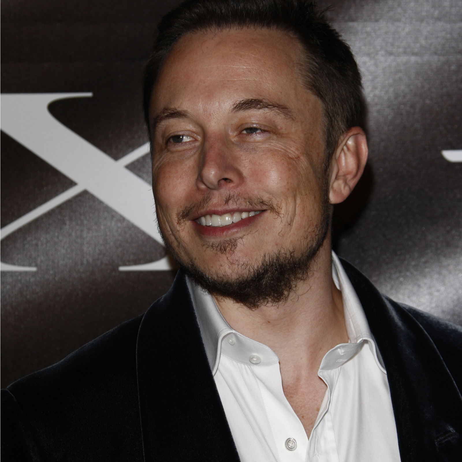 Bitcoin in Brief Monday: Elon Musk Takes on Bitcoin Bashing Warren Buffett