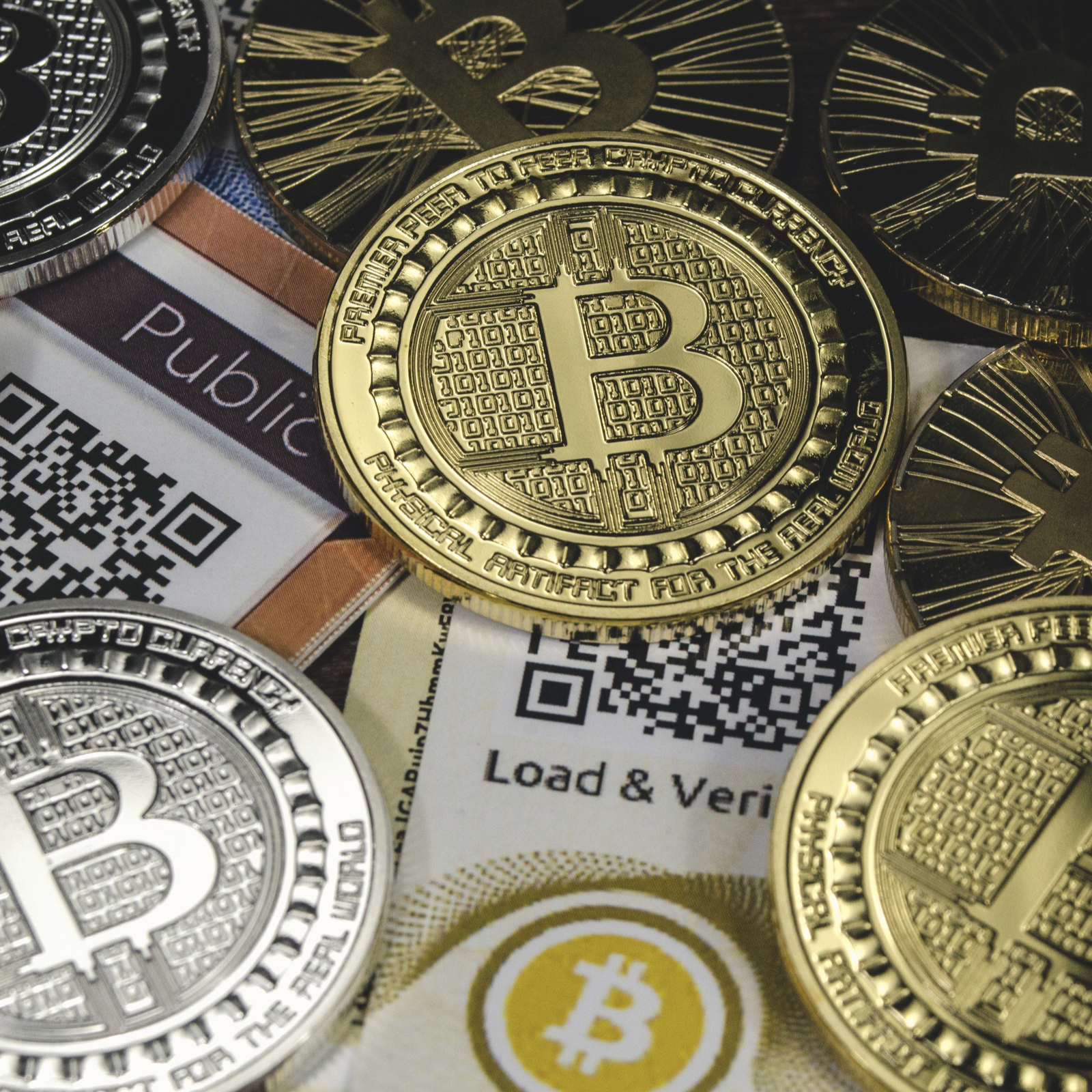 Bitcoin paper money insured crypto exchanges