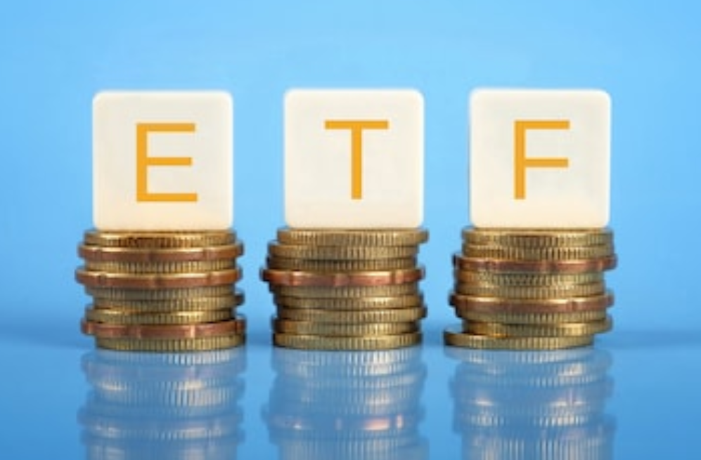 SEC Has No Jurisdiction to Look at Bitcoin for ETF Decision, Admits Commissioner