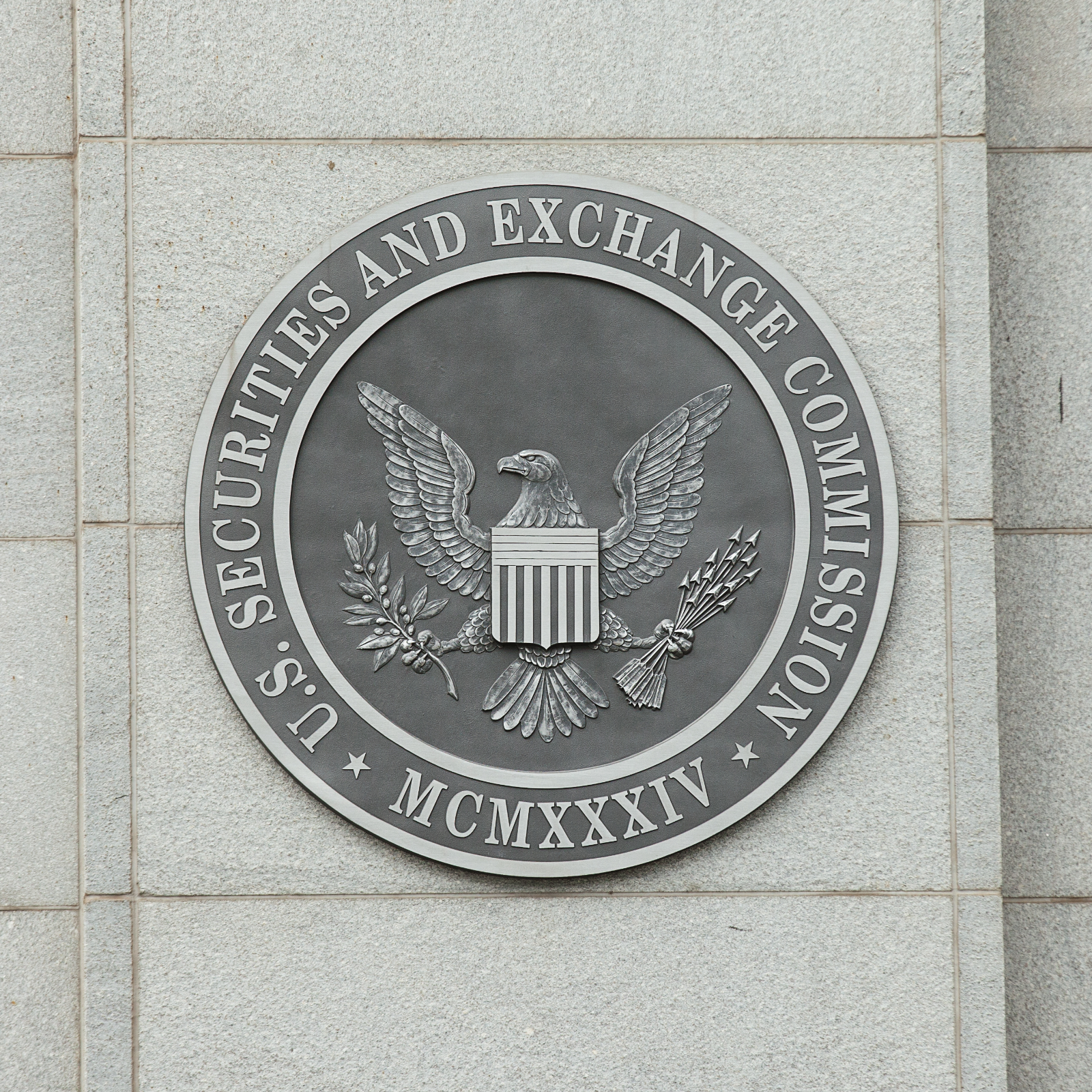 SEC Postpones Decision on Vaneck Solidx Bitcoin ETF but Previous Concerns ‘Resolved'