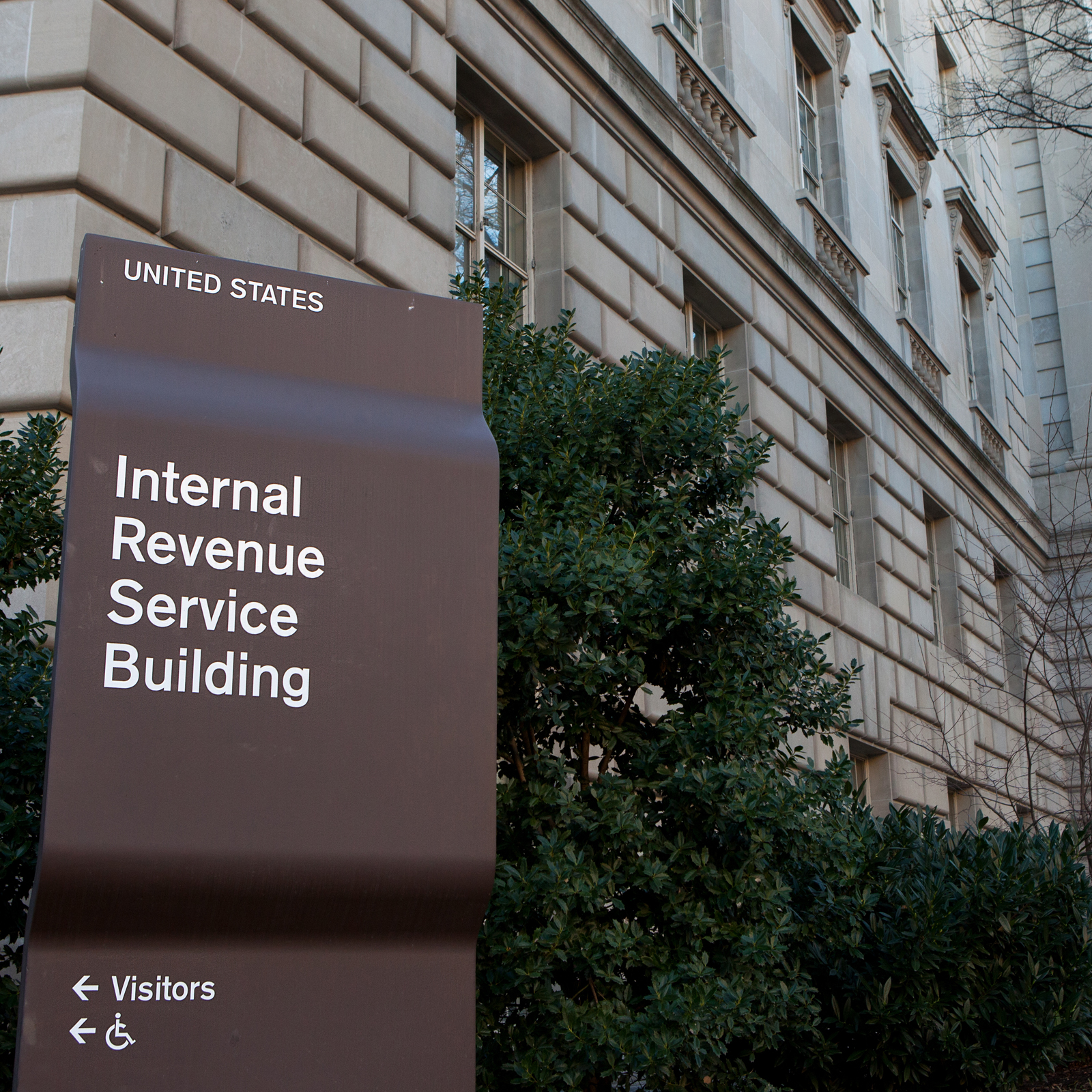 US Representatives 'Urge' the IRS to Clarify Cryptocurrency Tax Guidance