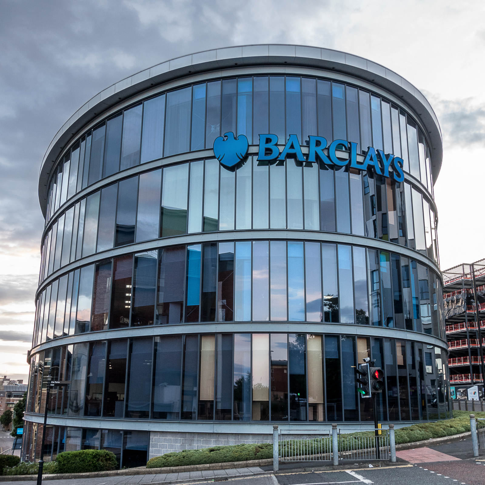 Barclays Reportedly Stops Its Cryptocurrency Trading Desk Initiative