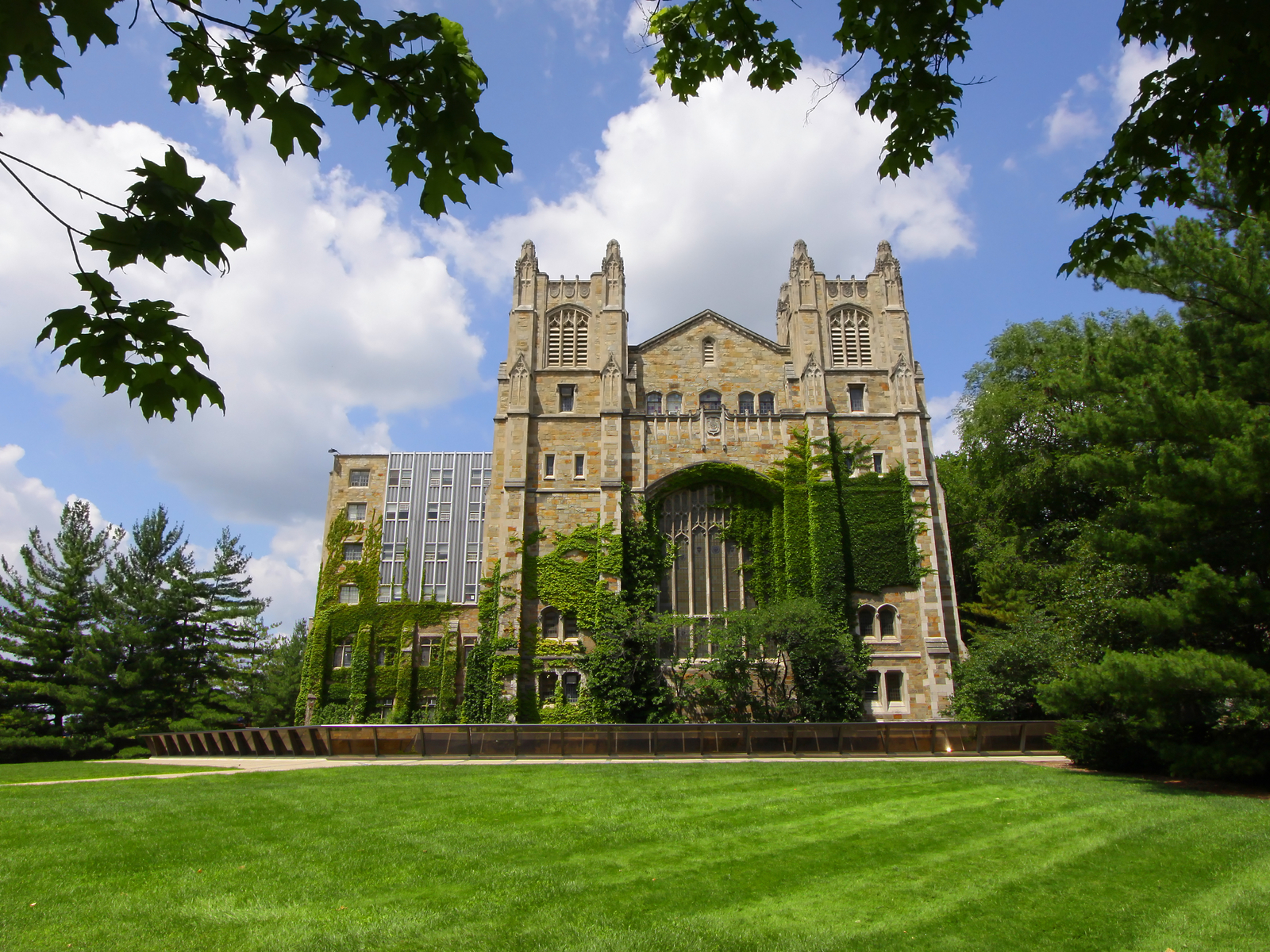 University of Michigan Endowment Backs Crypto Venture Capital Fund