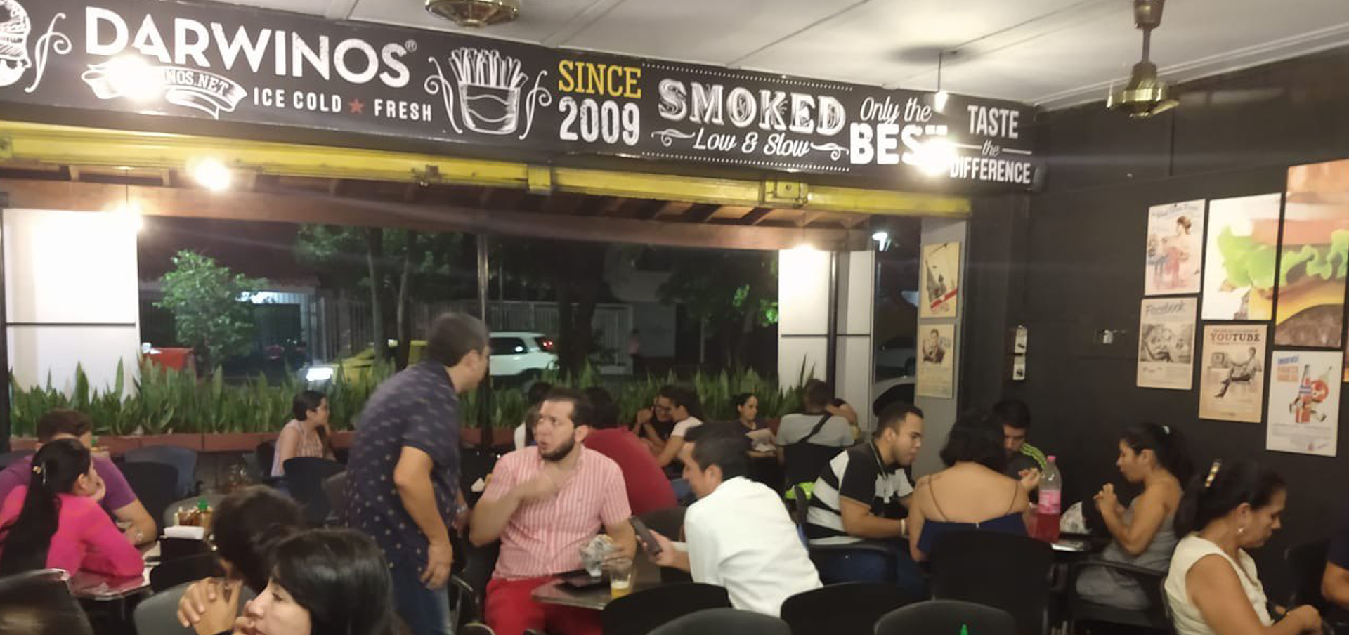 Darwinos Burger Joint Hosts Colombia's Second Point of Sale and Crypto ATM