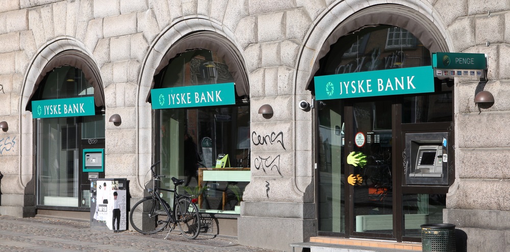 Major Swedish Bank Orders Negative Interest Rate on Euro Deposits