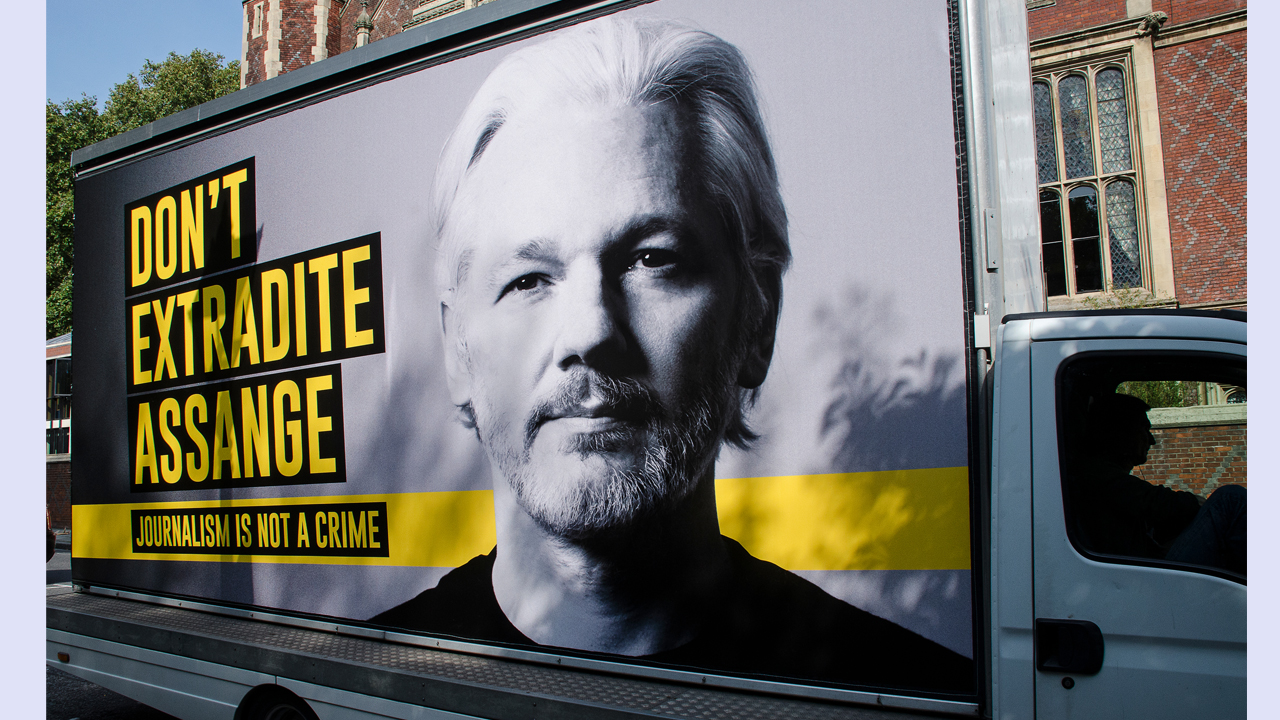 UK Judge Rejects US Extradition Requests for Julian Assange, Wikileaks Holds $800K in Crypto