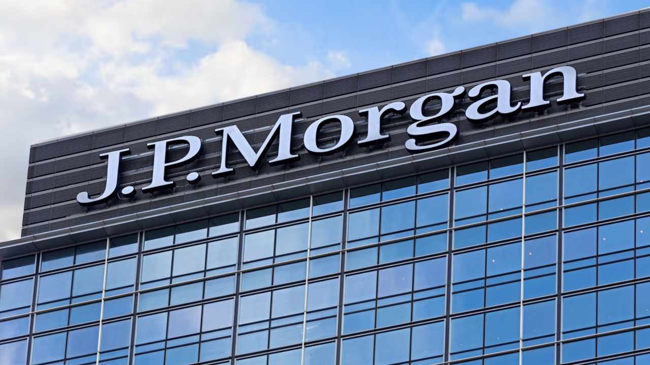 JPMorgan Sees 'Buy the Dip' Opportunity After Market Selloff