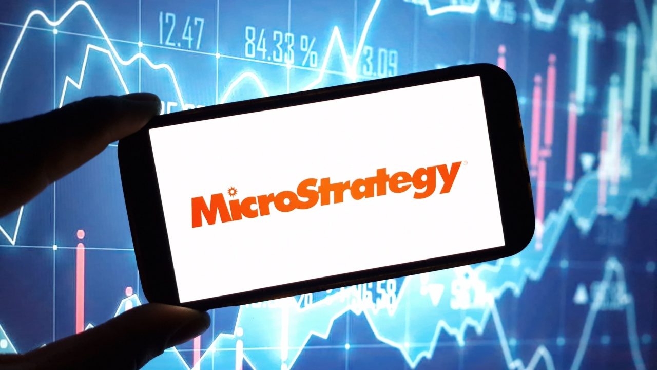 Bitcoin Titan Microstrategy Reaches 471,107 BTC After 10,107 BTC Buy