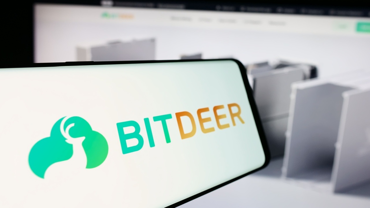 Bitdeer Invests $4 Million to Buy 50 More BTC, Holdings Reach 1,011 BTC